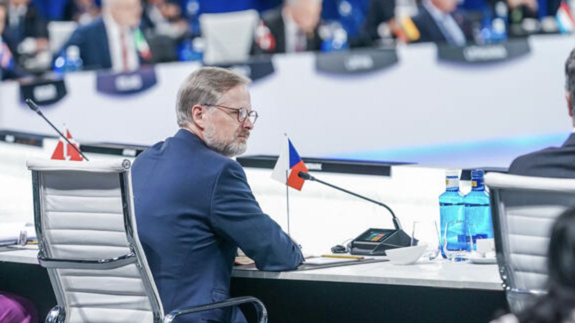 Fiala po summitu NATO: Západ teď víc naslouchá naší zkušenosti s Ruskem